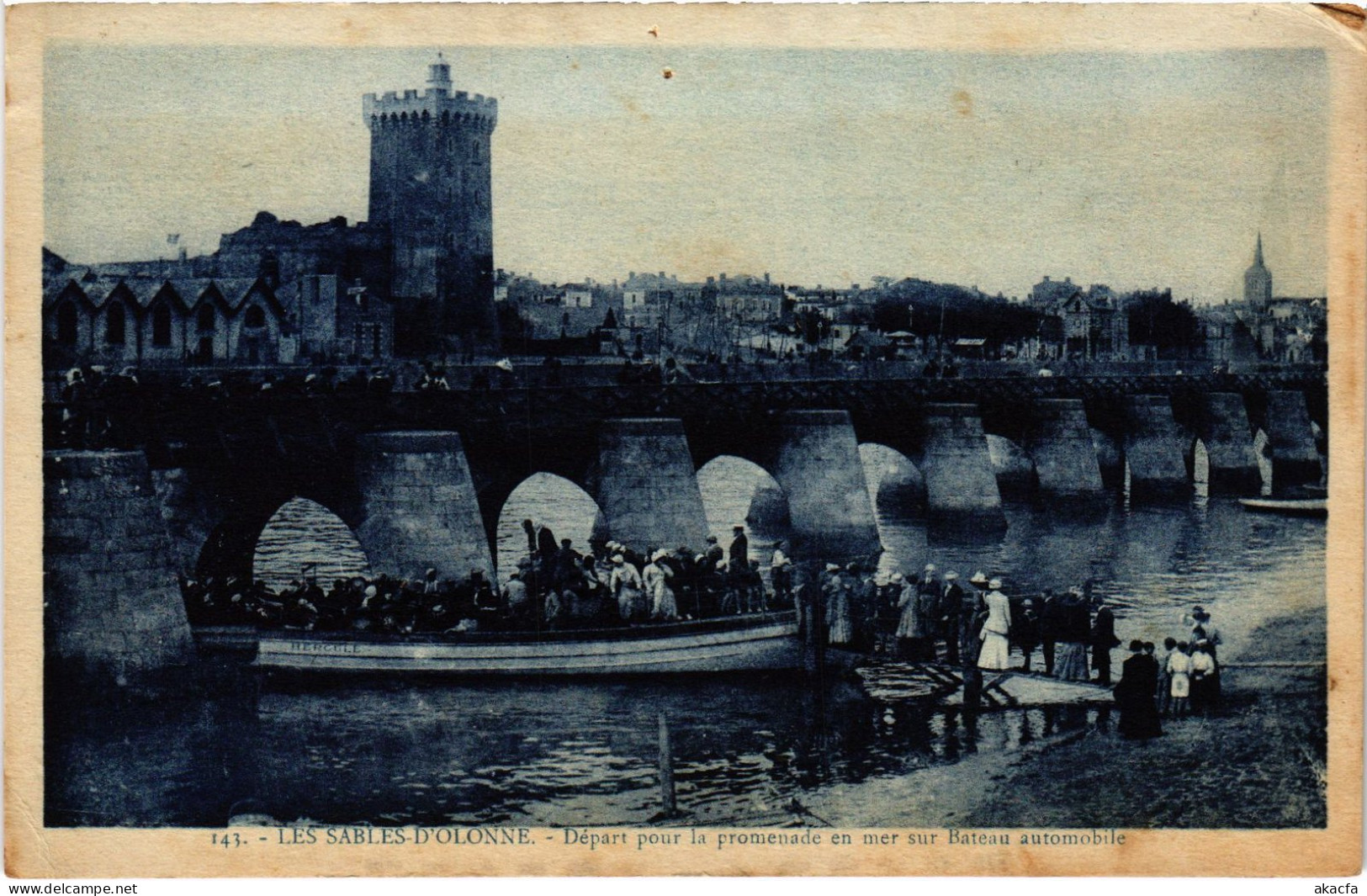 CPA Les Sables-d'Olonne Bateau Automobile (1391065) - Sables D'Olonne