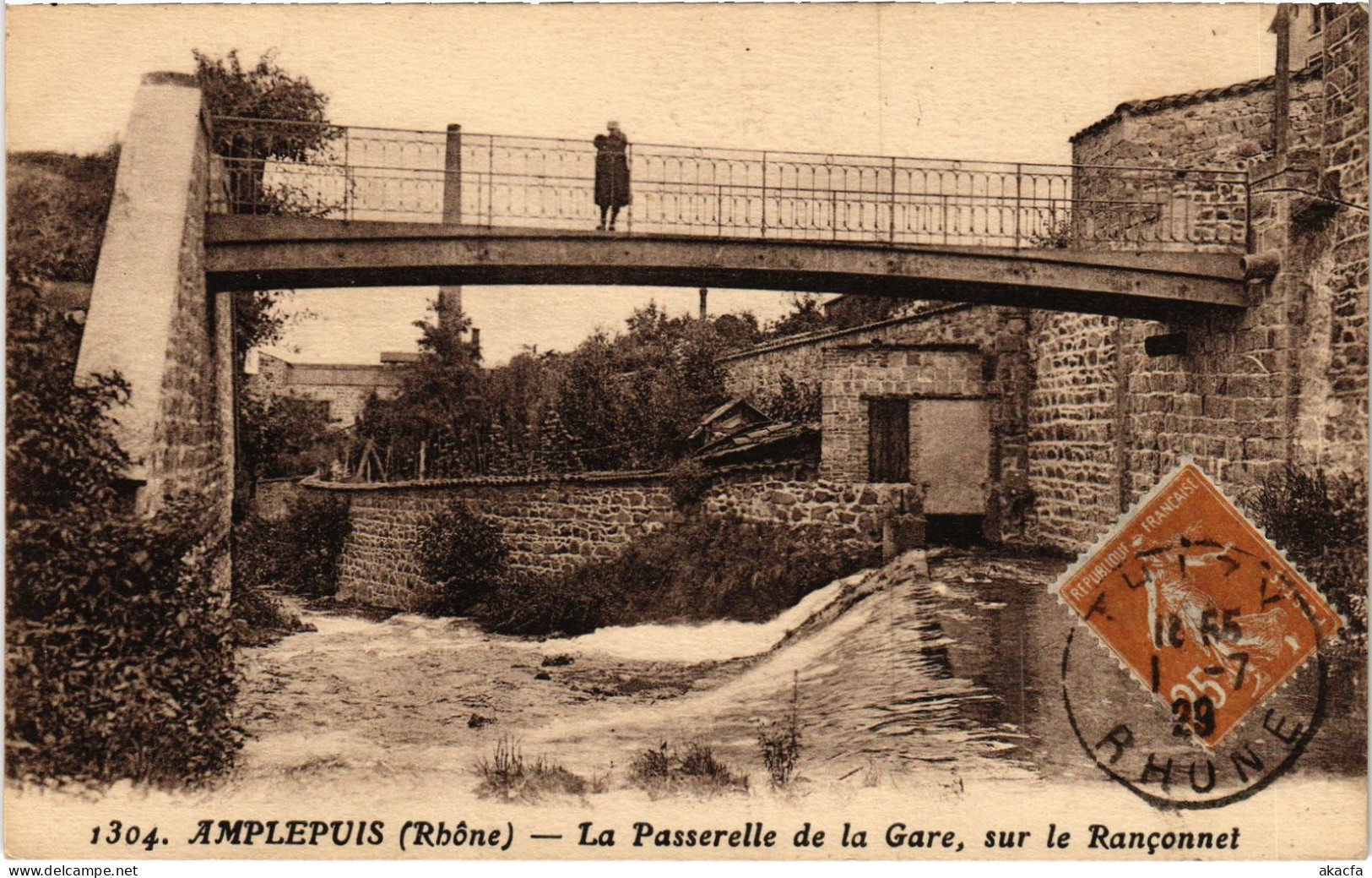 CPA Amplepuis La Passerelle De La Gare (1390547) - Amplepuis
