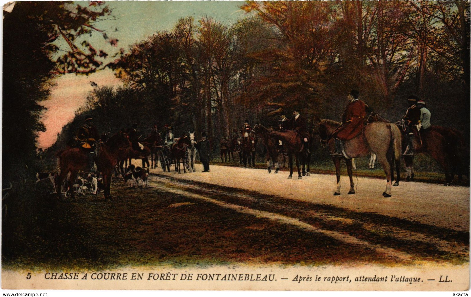CPA Foret De Fontainebleau Chasse A Courre Apres Le Rapport Hunting (1390934) - Fontainebleau