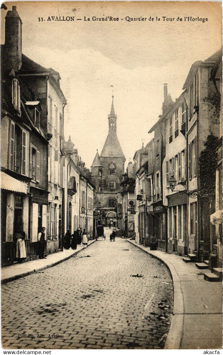 CPA Avallon Grande Rue Tour De L'horloge (1391147) - Avallon