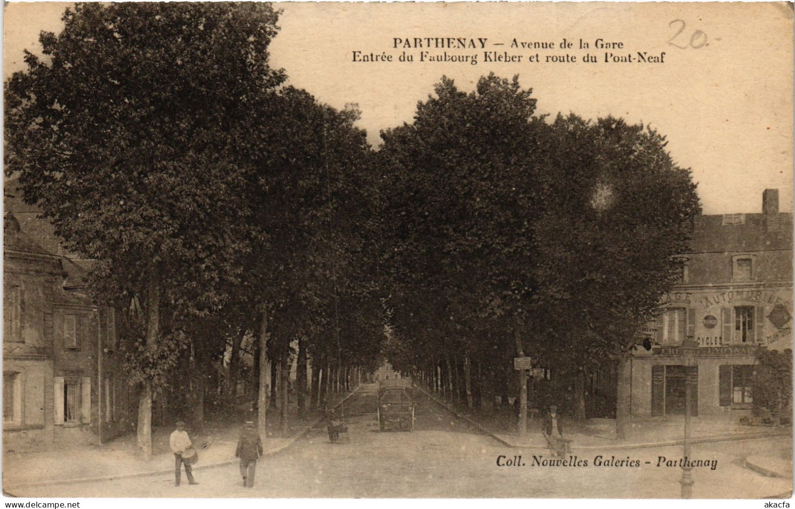 CPA Parthenay Avenue De La Gare (1390964) - Parthenay