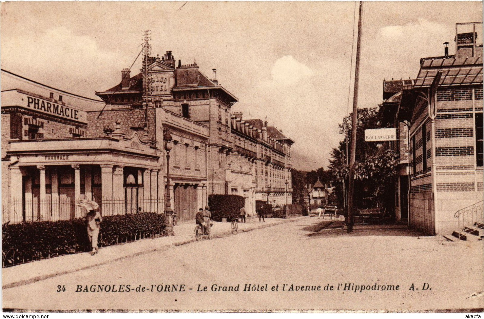 CPA Bagnoles-de-l'Orne Grand Hotel Avenue De L'HIppodrome (1279965) - Bagnoles De L'Orne