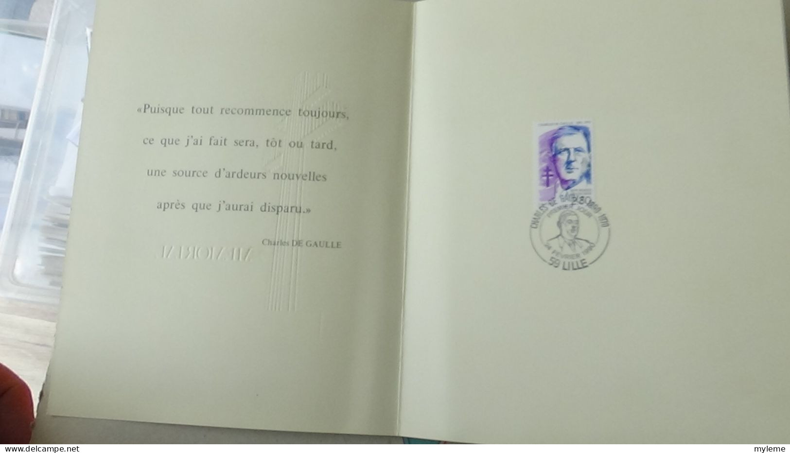 BG7 Très belle étude sur le général De Gaulle en timbres, blocs, enveloppes et documents philatéliques. A saisir !!!