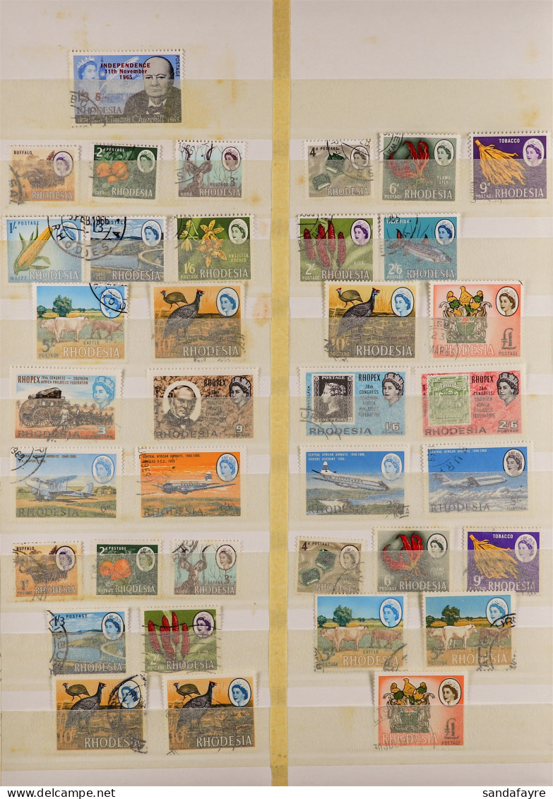 1965 - 2001 COLLECTION Of 800+ Stamps & Miniature Sheets. - Autres & Non Classés