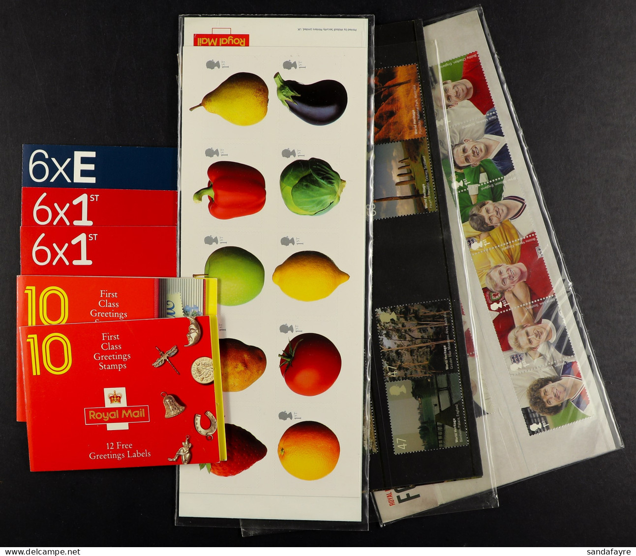 1990's-2010's NEVER HINGED MINT RANGES Includes Stamps On Stock Cards, Booklets, Presentation Packs, Smiler Sheets Etc.? - Andere & Zonder Classificatie