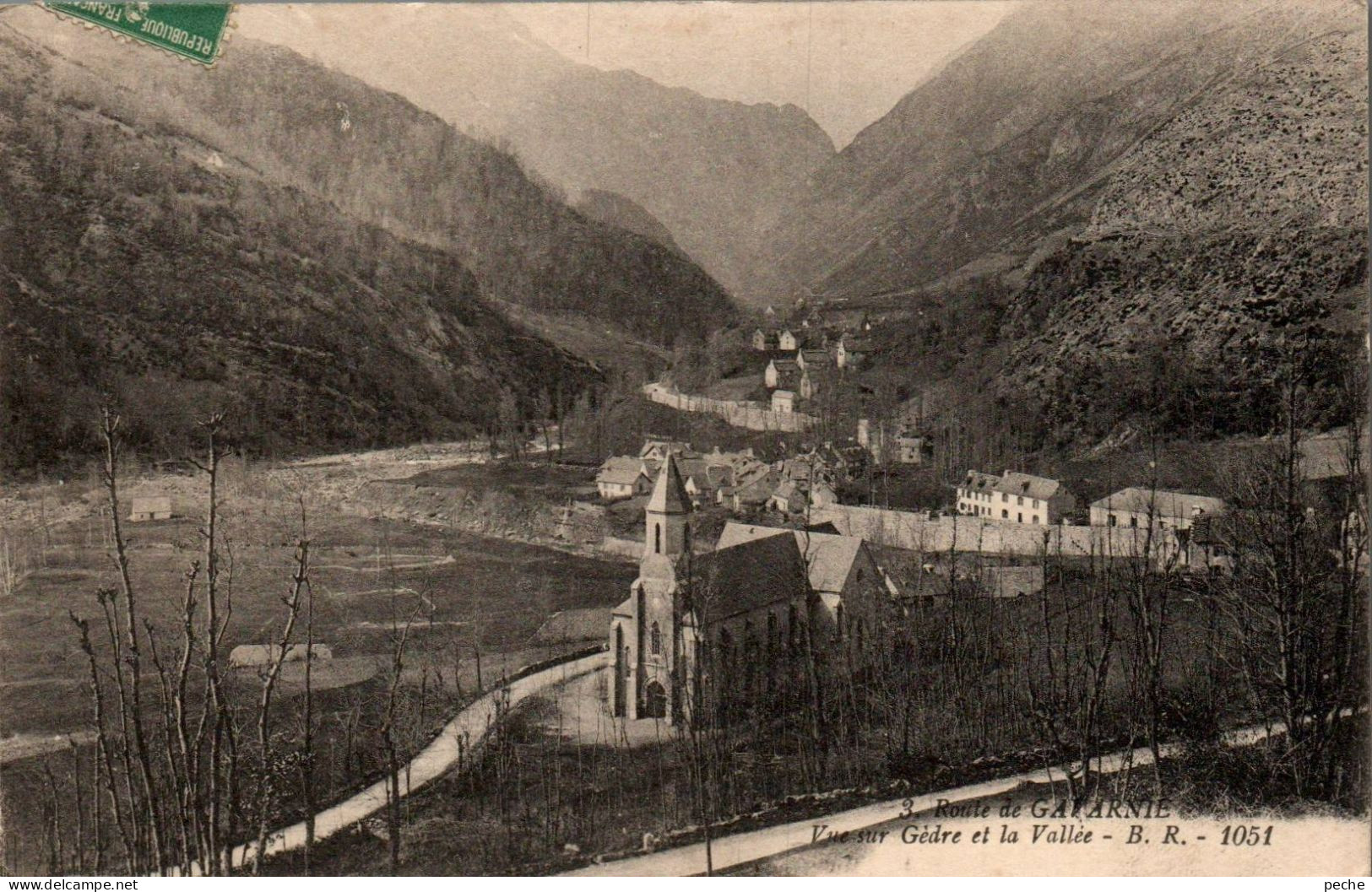 N°2630 W -cpa Route De Gavarnie -vue Sur Gèdre- - Other & Unclassified