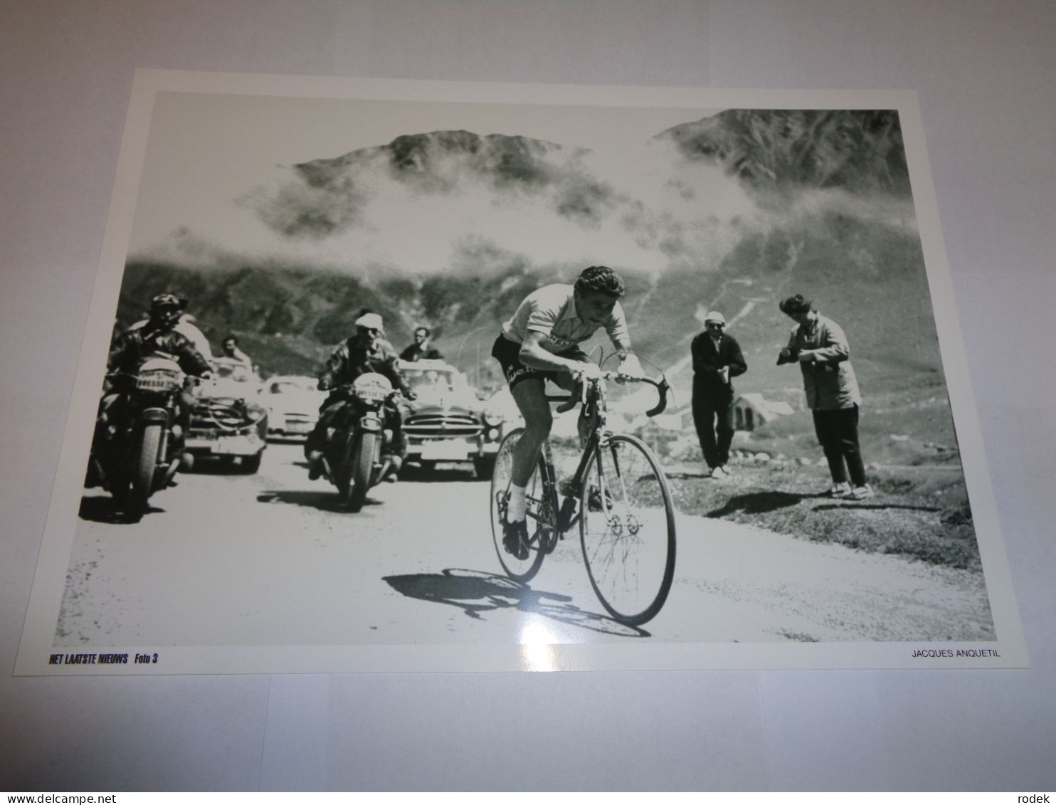 4 Foto's ( 35 Cm X 25 Cm ) Jacques Anquetil, Eddy Merckx, Louison Bobet, Greg Lemond - Radsport