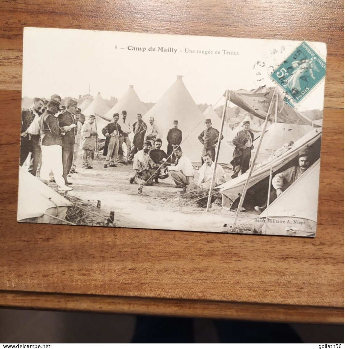 CPA Du Camp De Mailly - Une Rangée De Tentes - N°8 - Carte Très Animée - Régiments