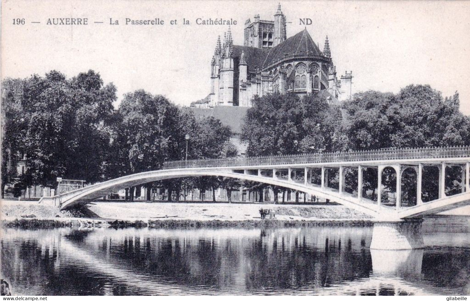 89 - Yonne -  AUXERRE - La Passerelle Et La Cathedrale - Auxerre