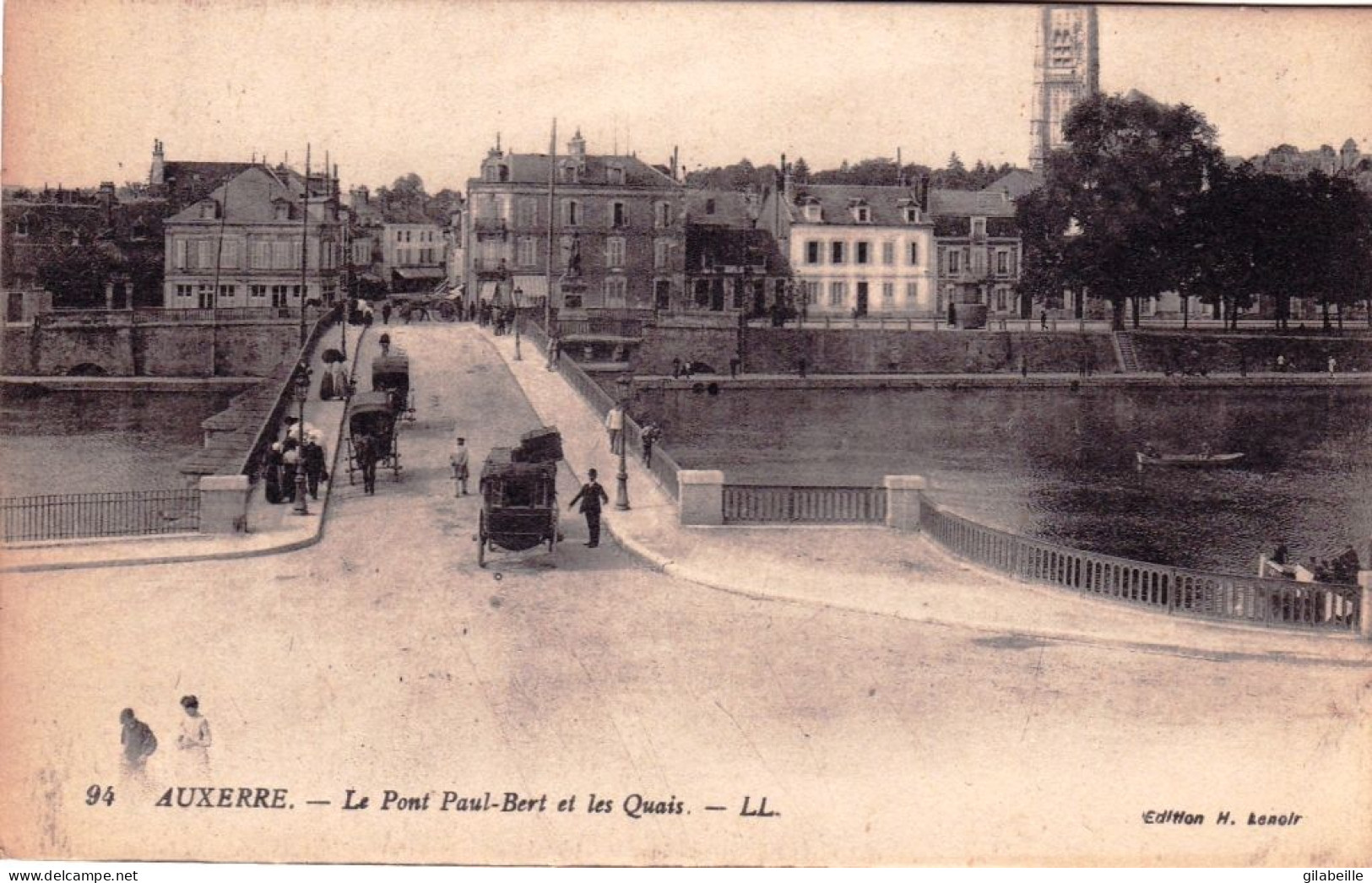 89 - Yonne -  AUXERRE - Le Pont Paul Bert Et Les Quais - Auxerre