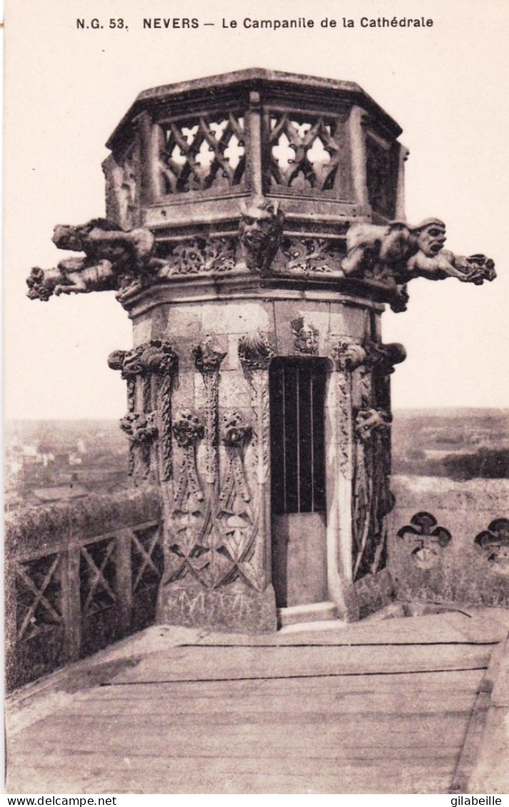 58 - Nievre -  NEVERS -  Le Campanile De La Cathedrale - Nevers