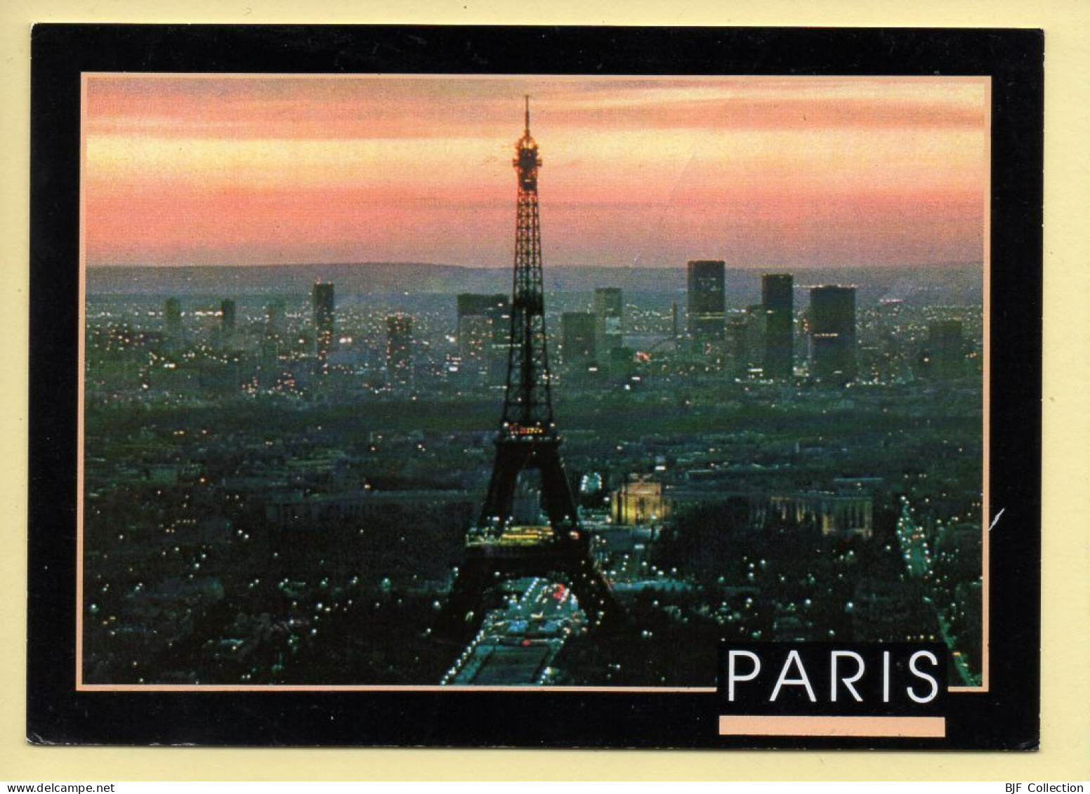 Coucher De Soleil : La Tour Eiffel Au Petit Matin / Paris (voir Scan Recto/verso) - Hold To Light