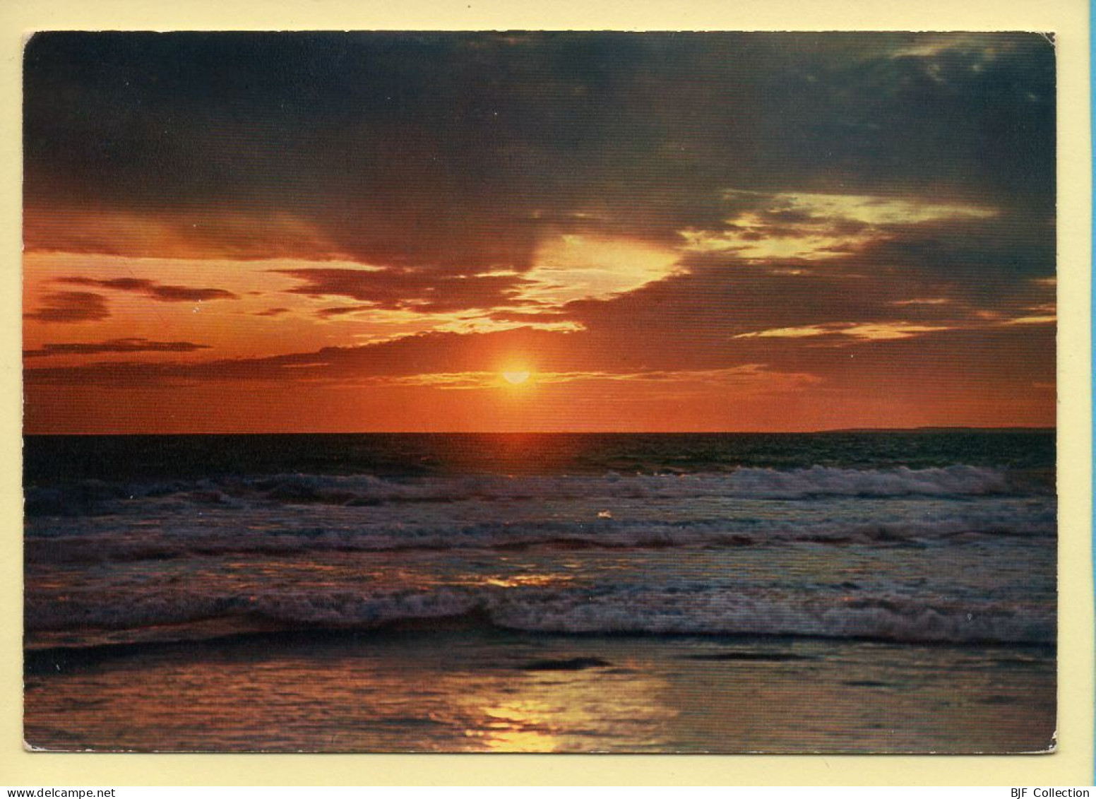 Coucher De Soleil : Bord De Mer / Citation Au Dos (voir Scan Recto/verso) - Hold To Light