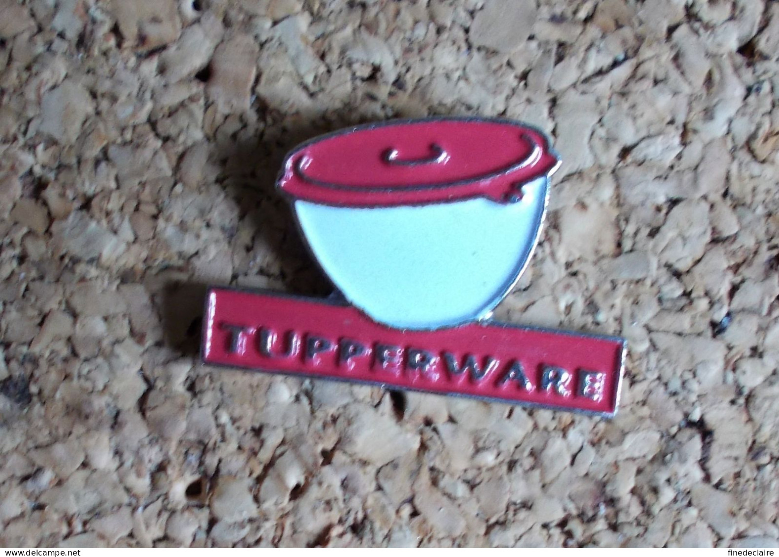 Pin's - Tupperware - Trademarks