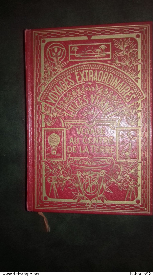 Voyage Au Centre De La Terre De Jules Verne - Hachette