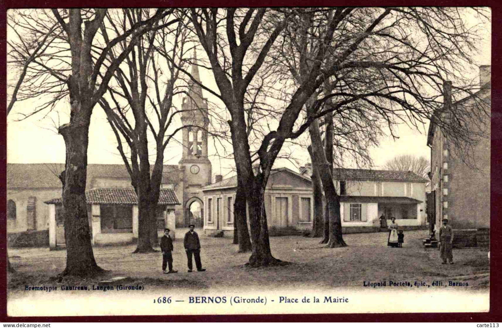 33 - B28181CPA - BERNOS BEAULAC - Place De La Mairie - Très Bon état - GIRONDE - Sonstige & Ohne Zuordnung
