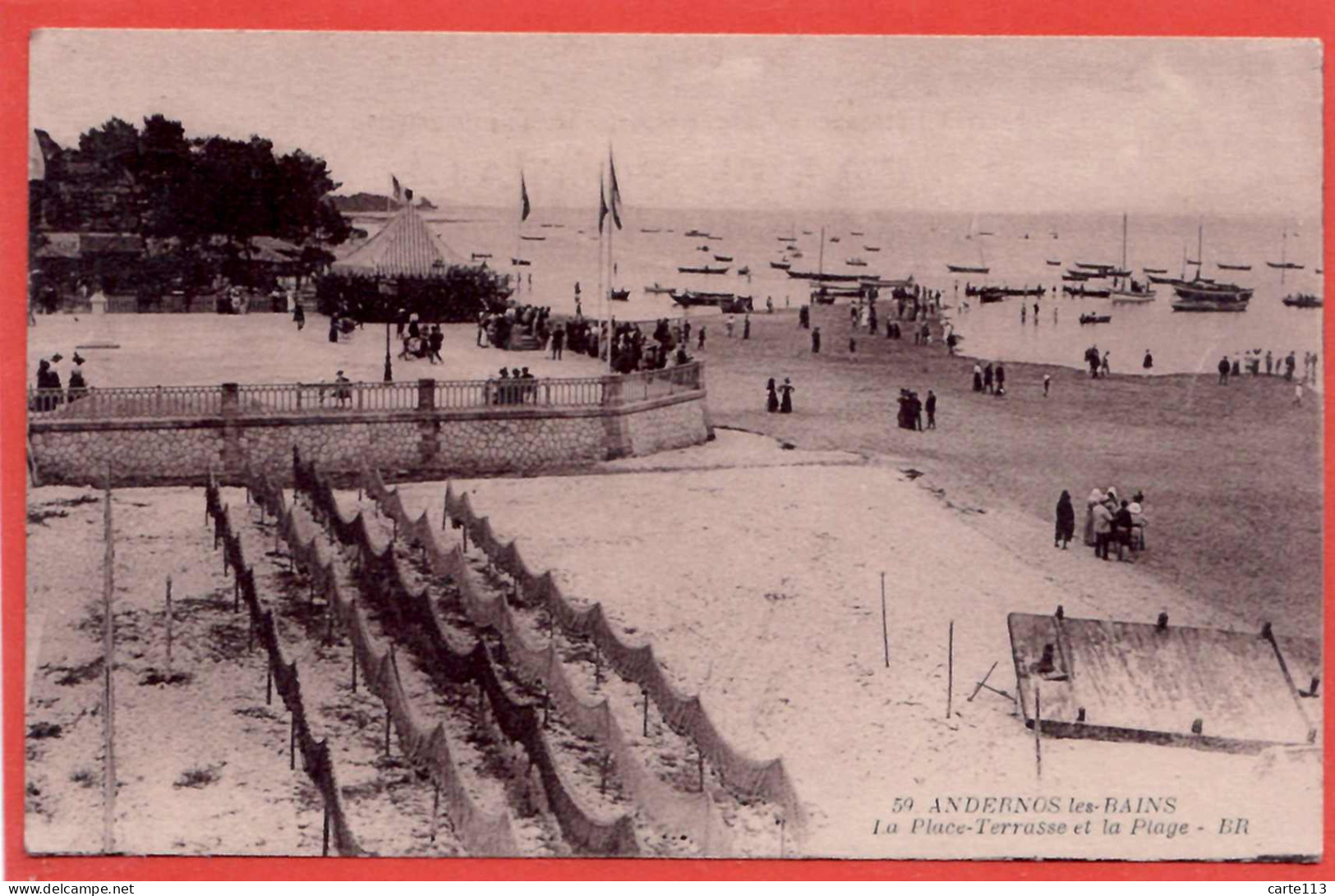 33 - B26690CPA - ANDERNOS LES BAINS - La Place -Terrasse Et La Plage - Sèchage Des Filets - Très Bon état - GIRONDE - Andernos-les-Bains