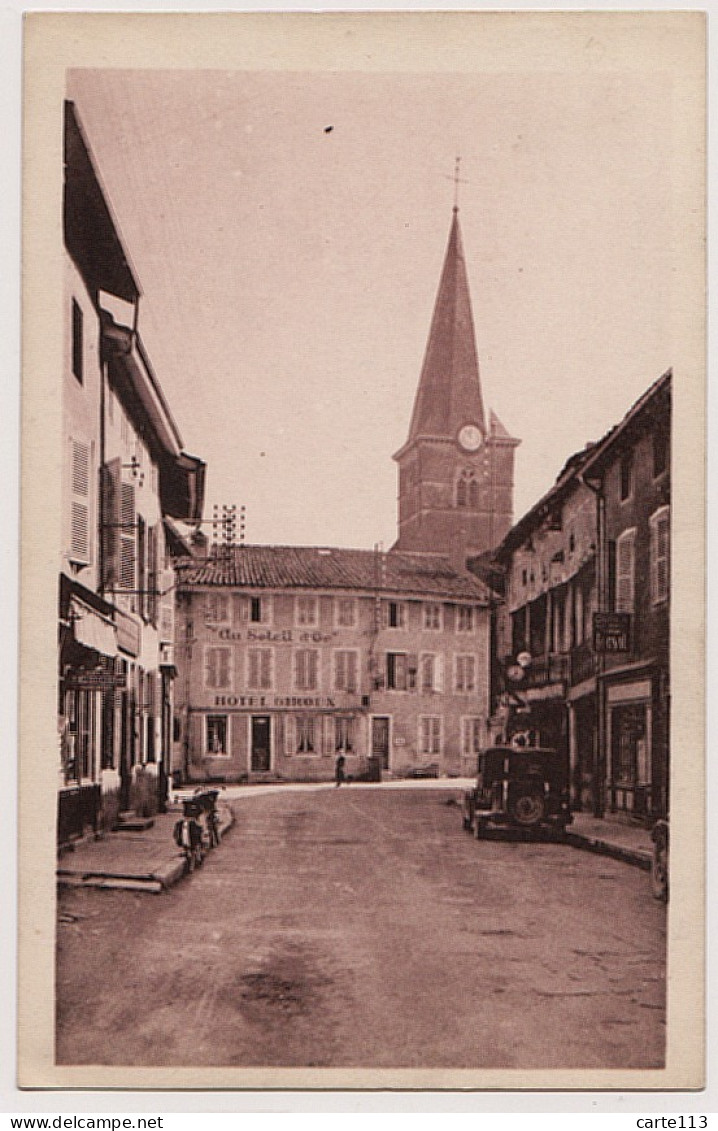 1 - B21399CPA - SAINT ST TRIVIER DE COURTES - Carrefour Du Bas Et Eglise - Hotel GIROUX - Parfait état - AIN - Zonder Classificatie