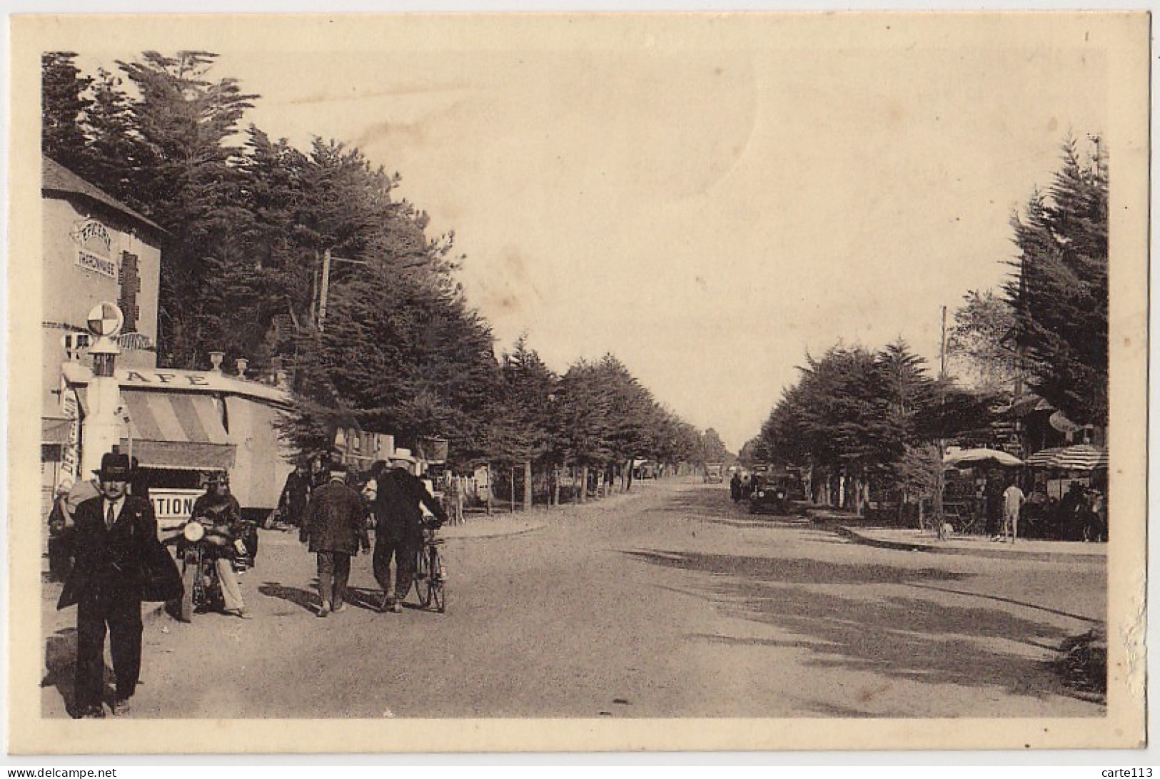 44 - B17327CPA - THARON-PLAGE - Avenue De La Mer - Station Essence - Très Bon état - LOIRE-ATLANTIQUE - Sonstige & Ohne Zuordnung