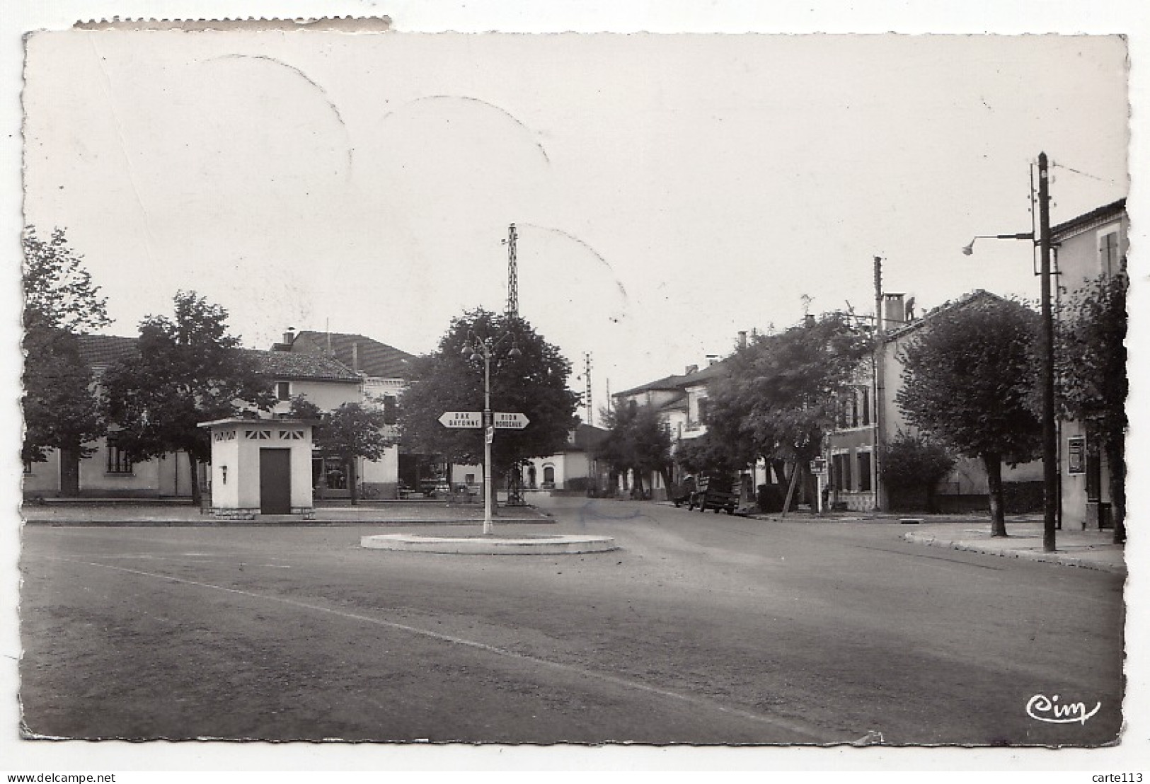 40 - B17211CPSM - TARTAS - Place Du Luc - Très Bon état - LANDES - Tartas