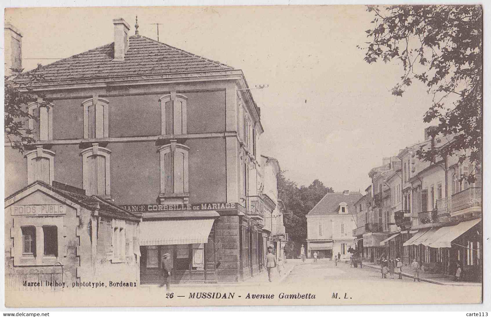 24 - B32520CPA - MUSSIDAN - Avenue Gambetta - Poids Public - Très Bon état - DORDOGNE - Mussidan