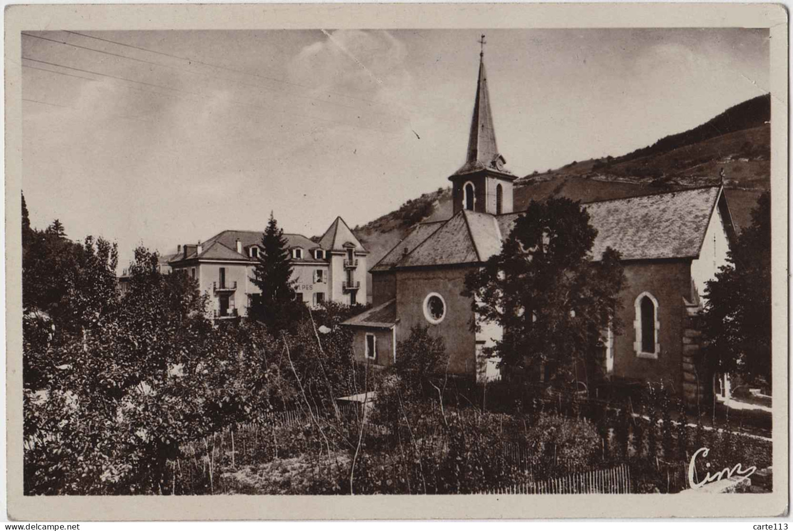 74 - B31776CPA - MONNETIER MORNEX - Eglise Et Hotel Des Alpes - Très Bon état - HAUTE-SAVOIE - Autres & Non Classés