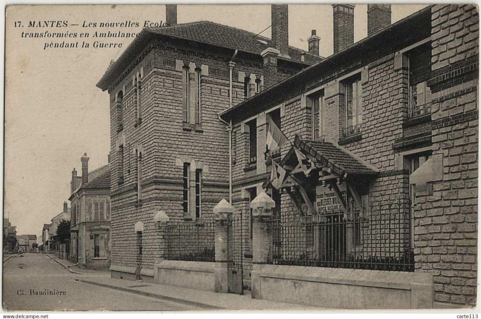 78 - B30988CPA - MANTES LA JOLIE - Les Nouvelles Ecoles Transformees En Ambulance - Très Bon état - YVELINES - Mantes La Jolie