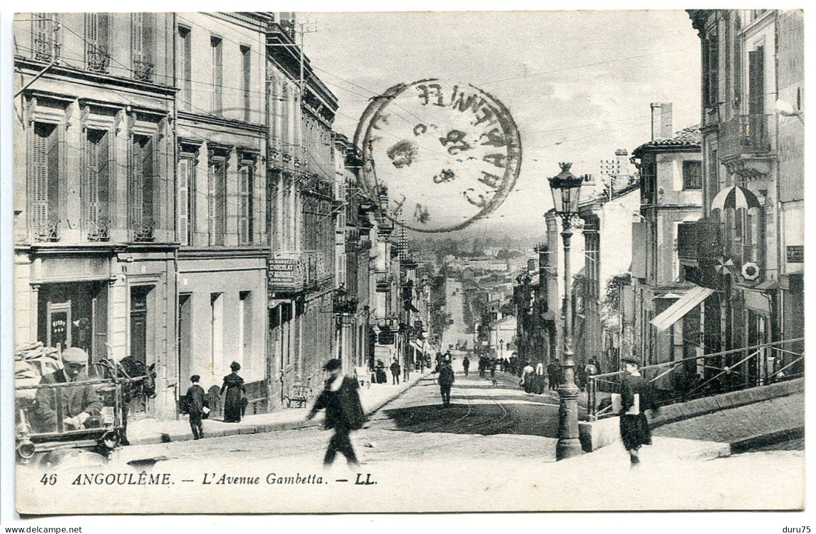 Voyagé 1923 * ANGOULÊME L'Avenue Gambetta ( Animée ) LL Editeur - Angouleme