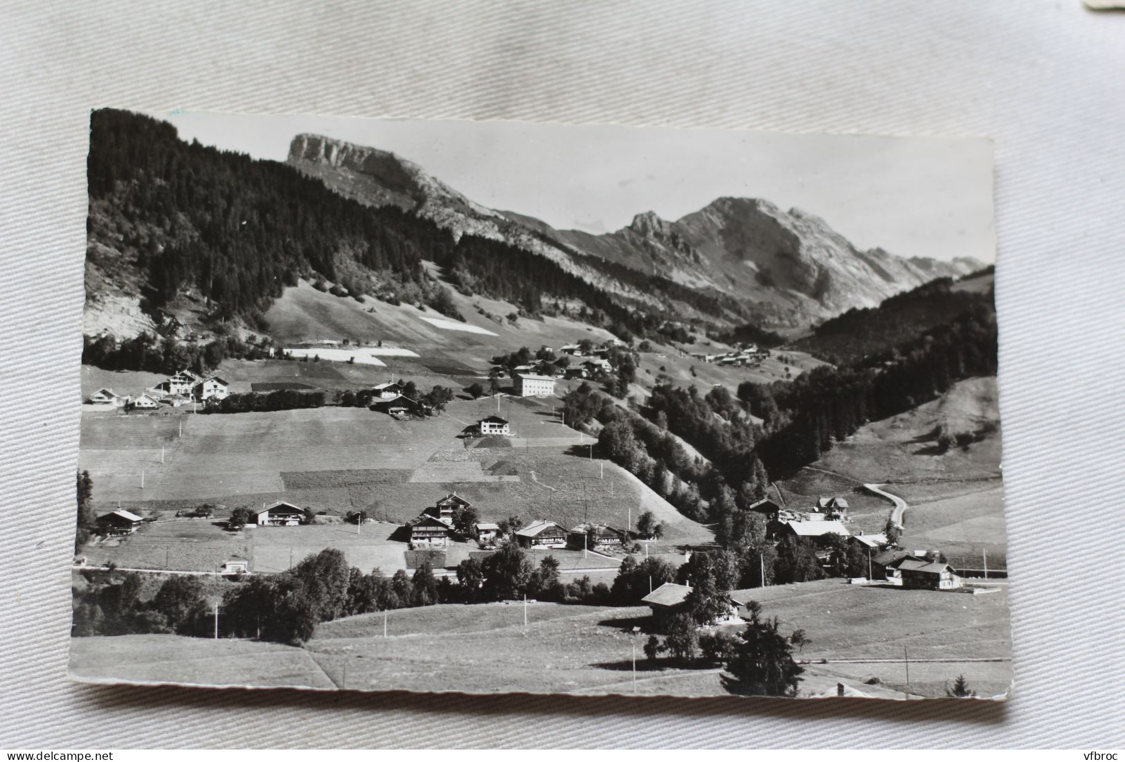 N799, Cpsm 1965, Le Grand Bornand, Vue Générale, Haute Savoie 74 - Le Grand Bornand