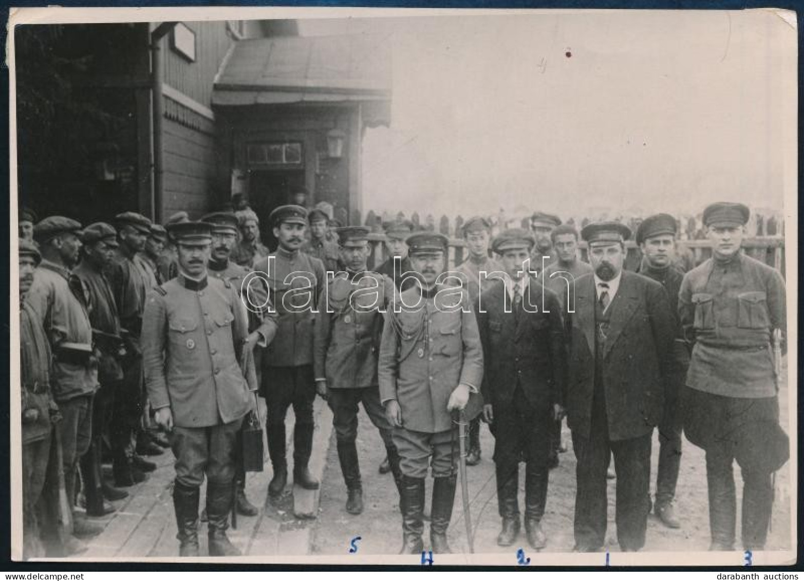 1920 Japán és Orosz Katonatisztek Megbeszélése Ciril Nyelven Feliratozott Fotó / Japanese And Russian Soldiers Photo 18x - Autres & Non Classés