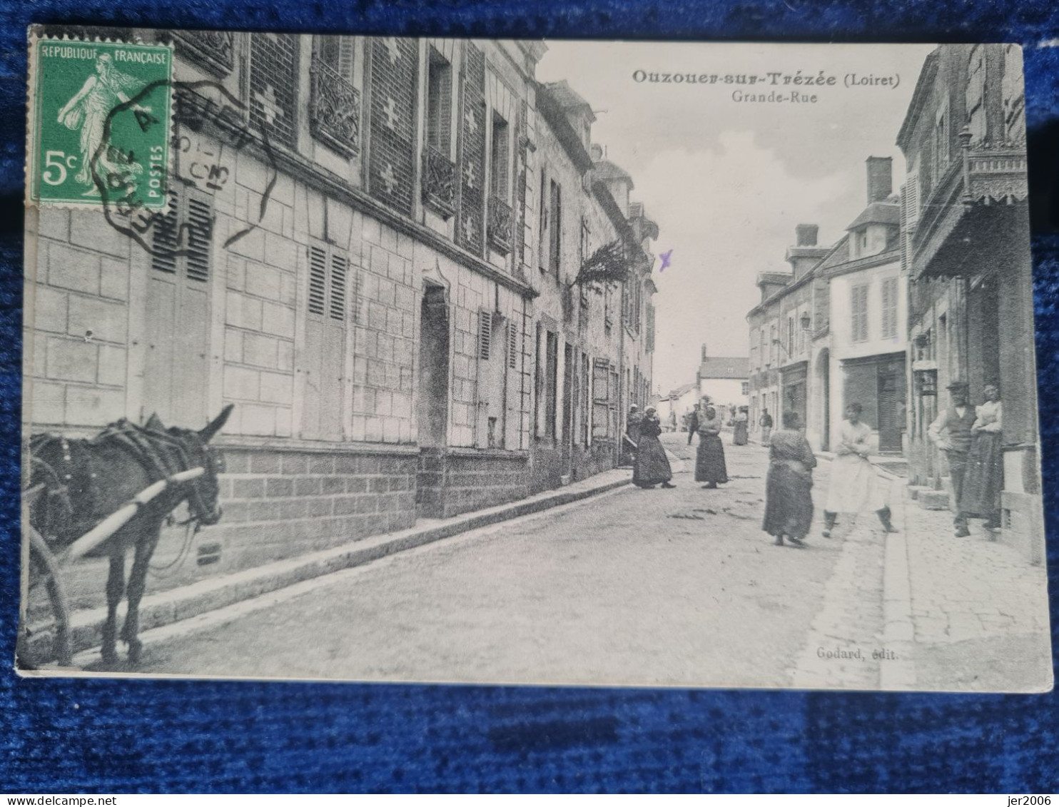 45.LOIRET// OUZOUER SUR TREZEE. La Grande Rue.. - Ouzouer Sur Loire