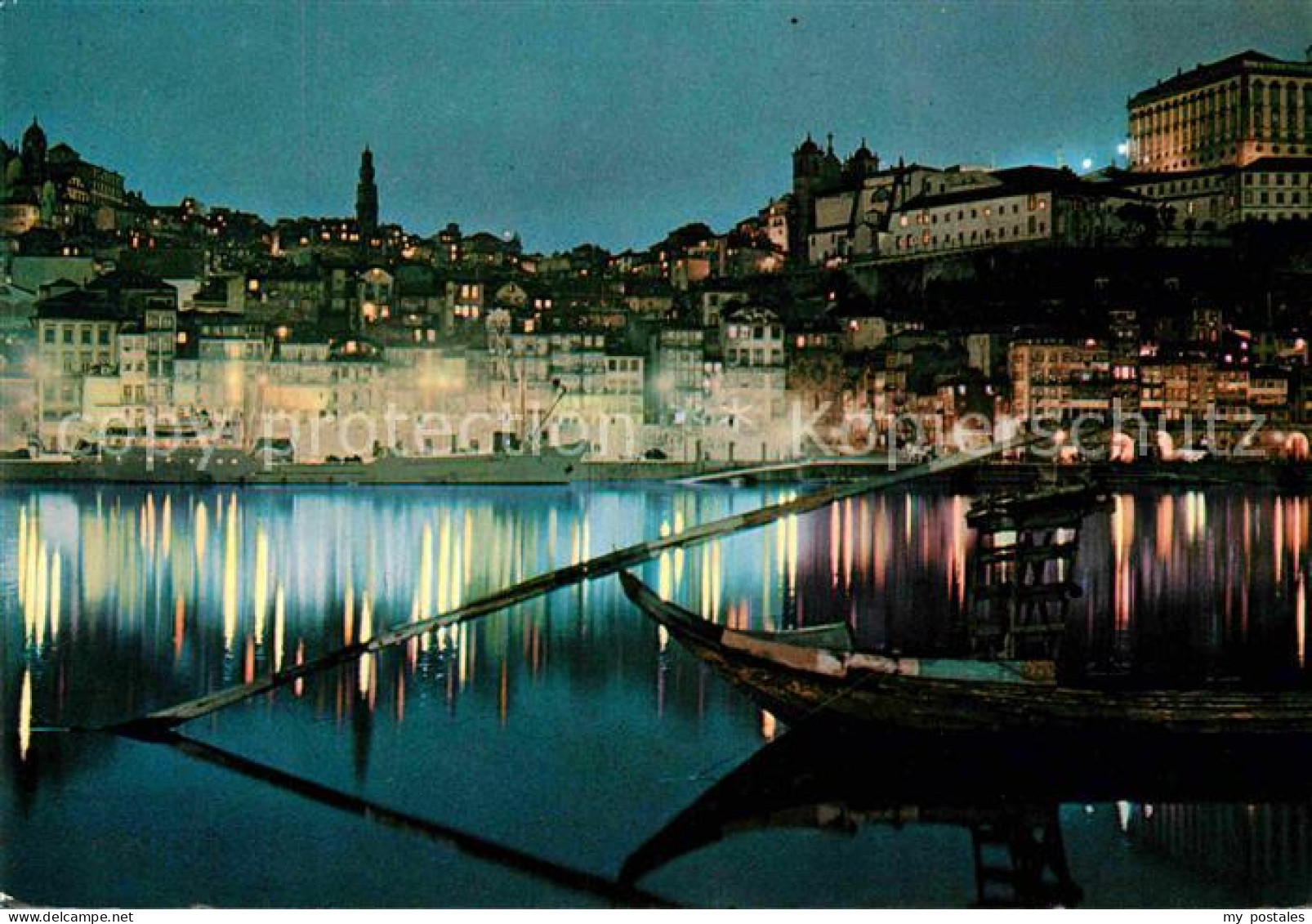 72723093 Porto Portugal Porto Nocturno Hafen Nachtaufnahme Porto - Autres & Non Classés
