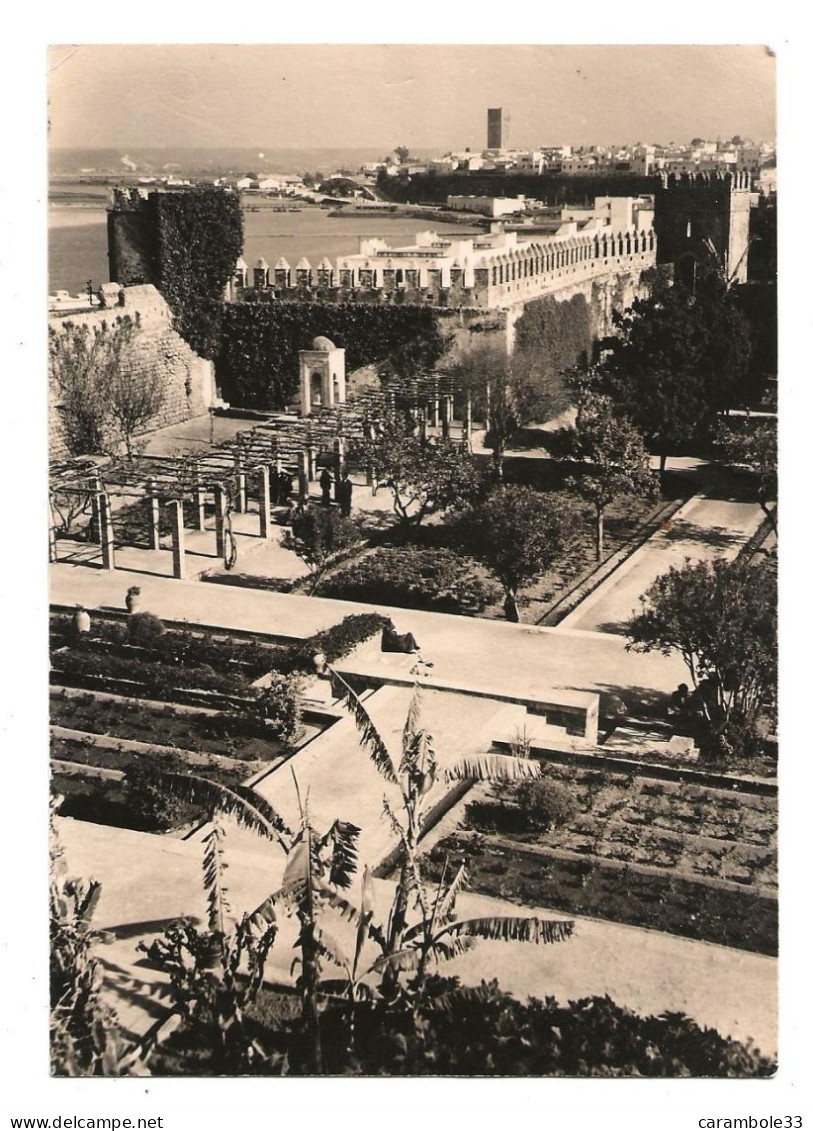 CPA  Maroc  RABAT Jardin Des Oudayas Avec Vue Sur La Tour Hassan  Circulée   (1626) - Rabat