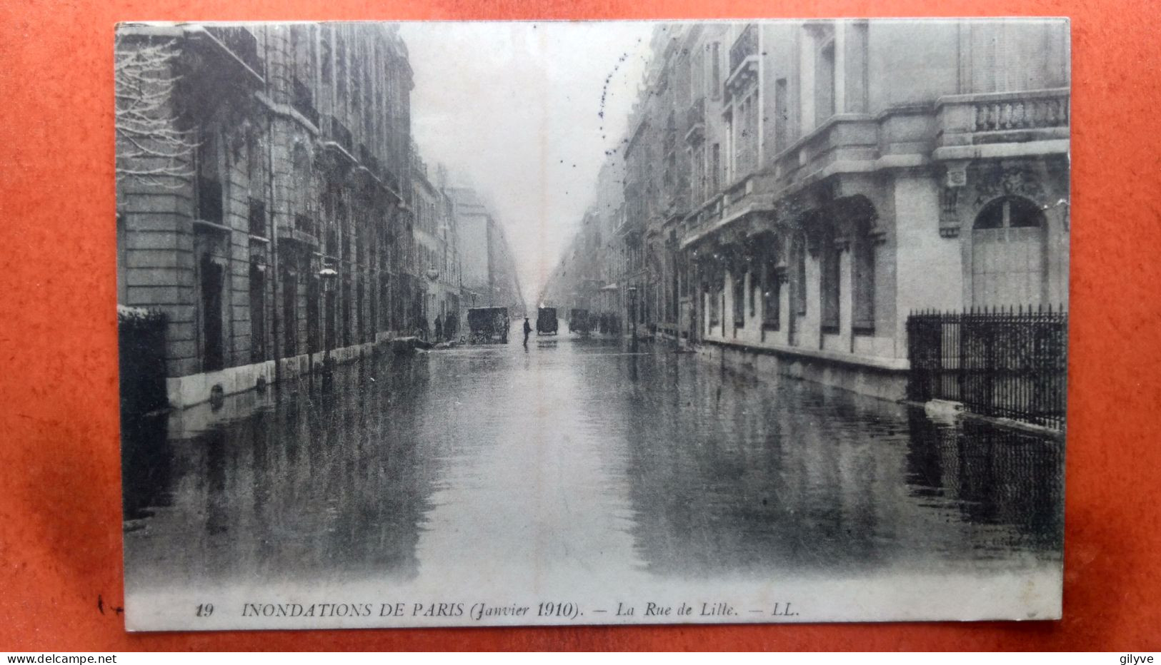 CPA (75) Inondations De Paris.1910. La Rue De Lille.   (7A.842) - Paris Flood, 1910