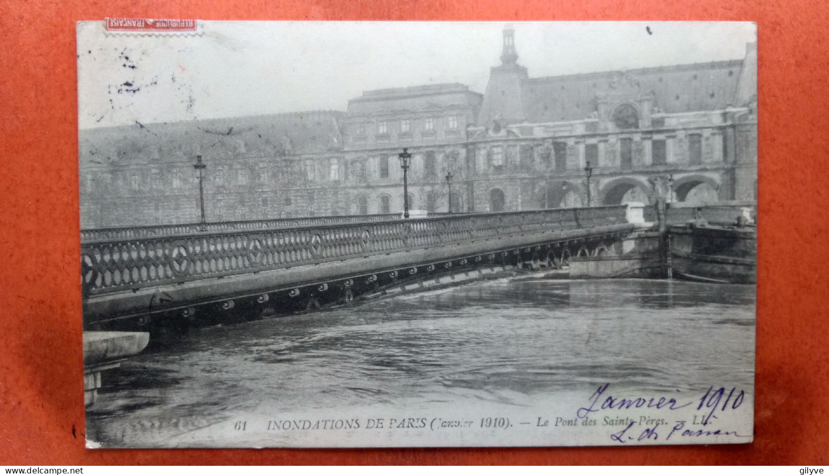 CPA (75) Inondations De Paris.1910. Le Pont Des Saints Pères.   (7A.848) - De Overstroming Van 1910