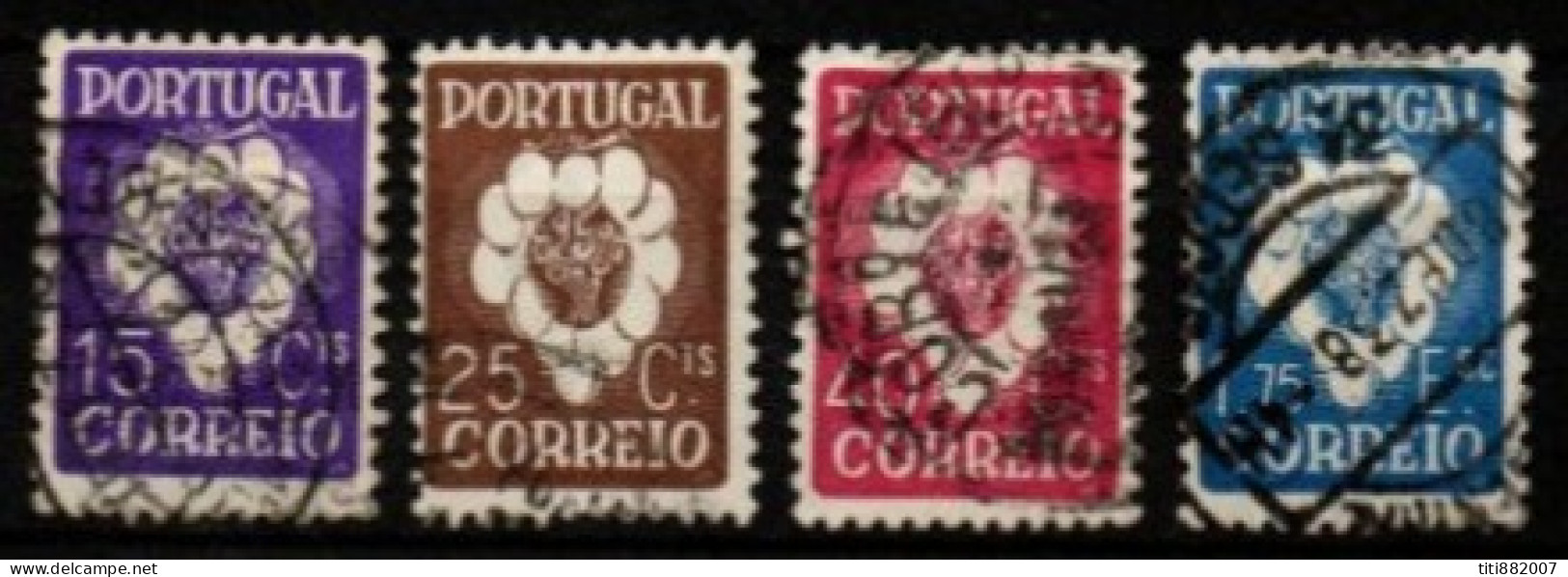 PORTUGAL   -   1938.   Y&T N° 588 à 591 Oblitérés.  Vin , Vigne, Raisin.  Série Complète. - Ongebruikt