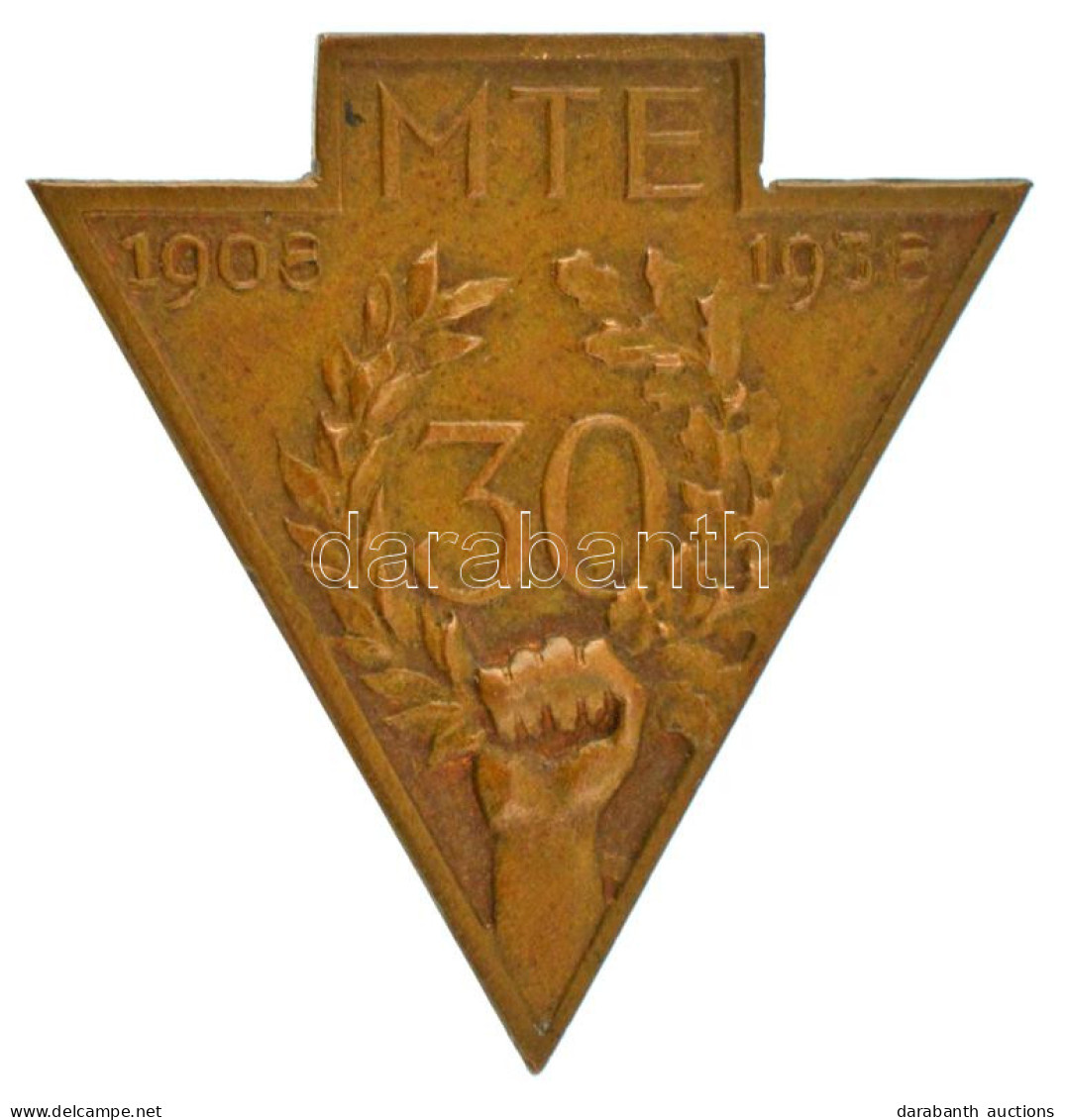 1938. "Munkás Testedző Egyesület - MTE 1908-1938" Bronz Gomblyukjelvény (29x28mm) T:AU - Zonder Classificatie