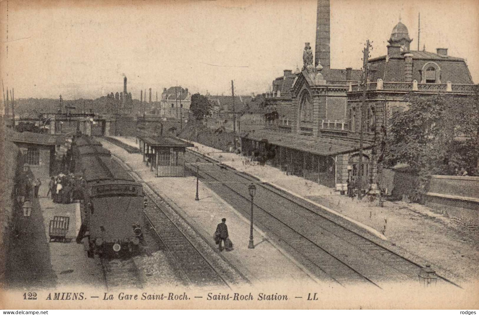 80 , Cpa  AMIENS , 122 , La Gare Saint Roch  (15317) - Amiens