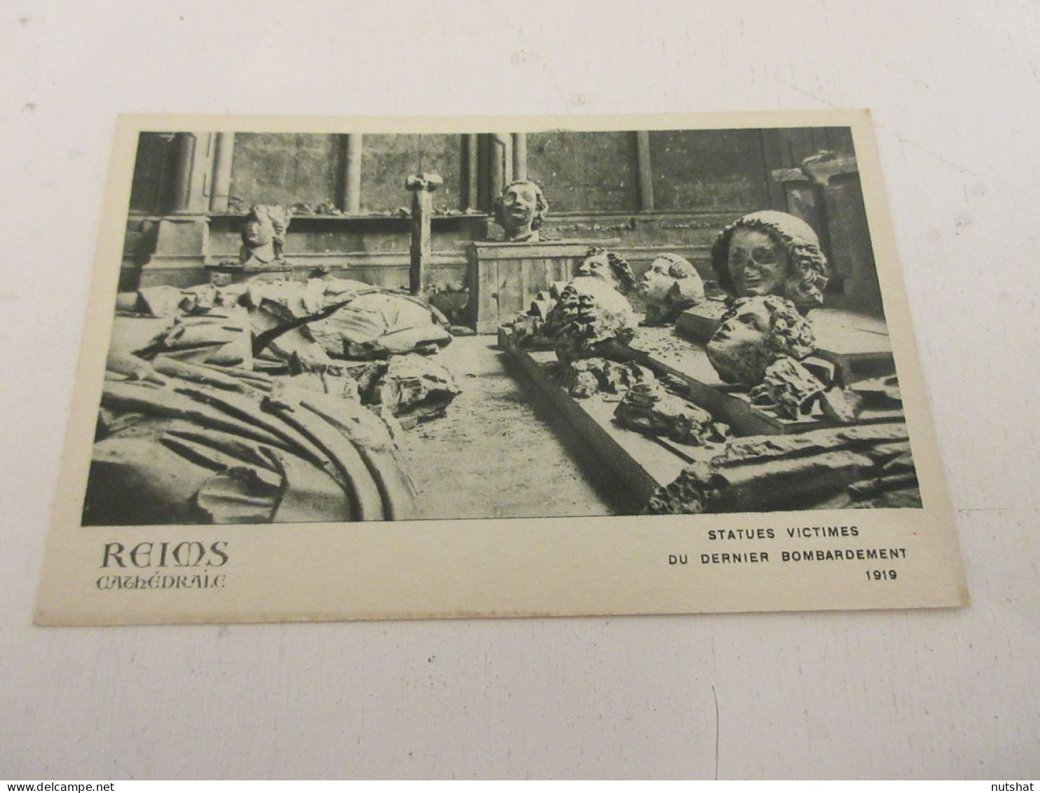 CP CARTE POSTALE MARNE 52 CATHEDRALE De REIMS STATUES VICTIMES De BOMBARDEMENT   - Reims