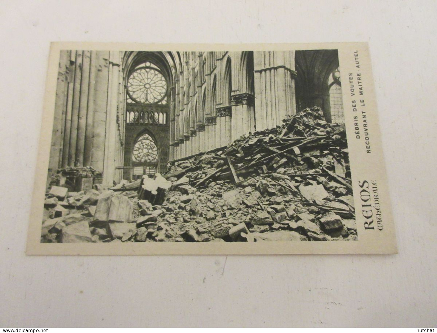 CP CARTE POSTALE MARNE 12 CATHEDRALE De REIMS DEBRIS VOUTES RECOUVRANT L'AUTEL   - Reims