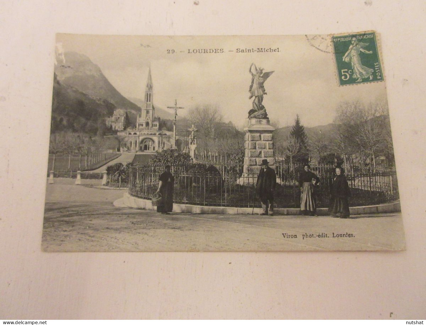 CP CARTE POSTALE HAUTES PYRENEES LOURDES BASILIQUE STATUE SAINT MICHEL - Ecrite - Lourdes