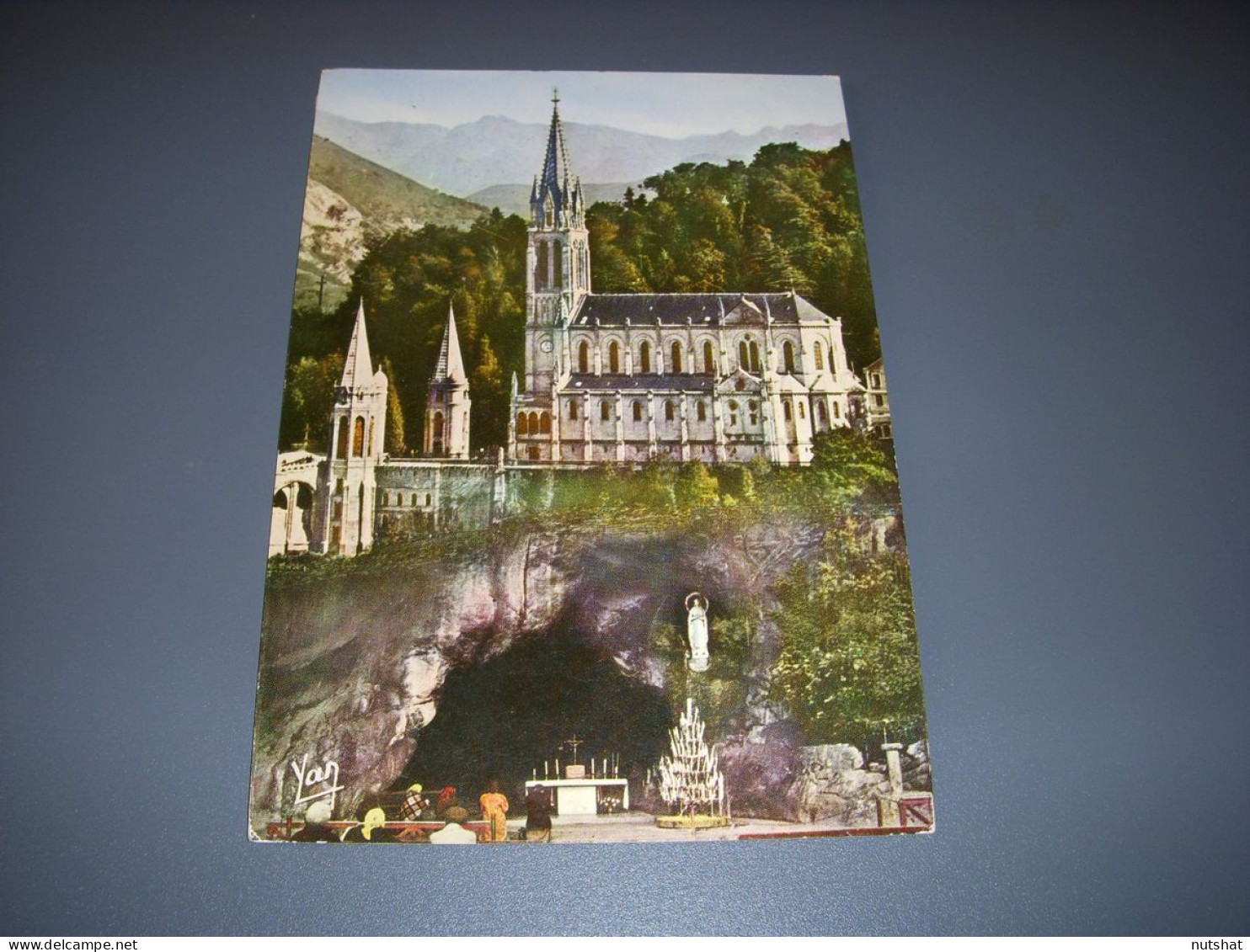 CP CARTE POSTALE HAUTES PYRENEES LOURDES BASILIQUE Et GROTTE - Ecrite En 1965 - Lourdes