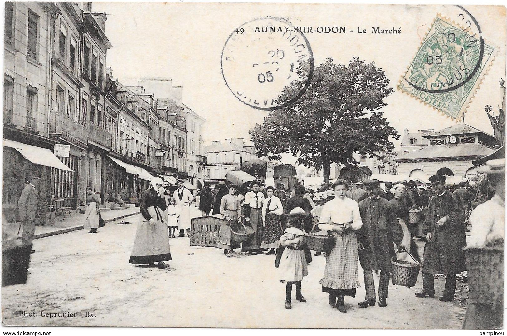 14 - AUNAY SUR ODON - Le Marché - Belle Animation - Other & Unclassified