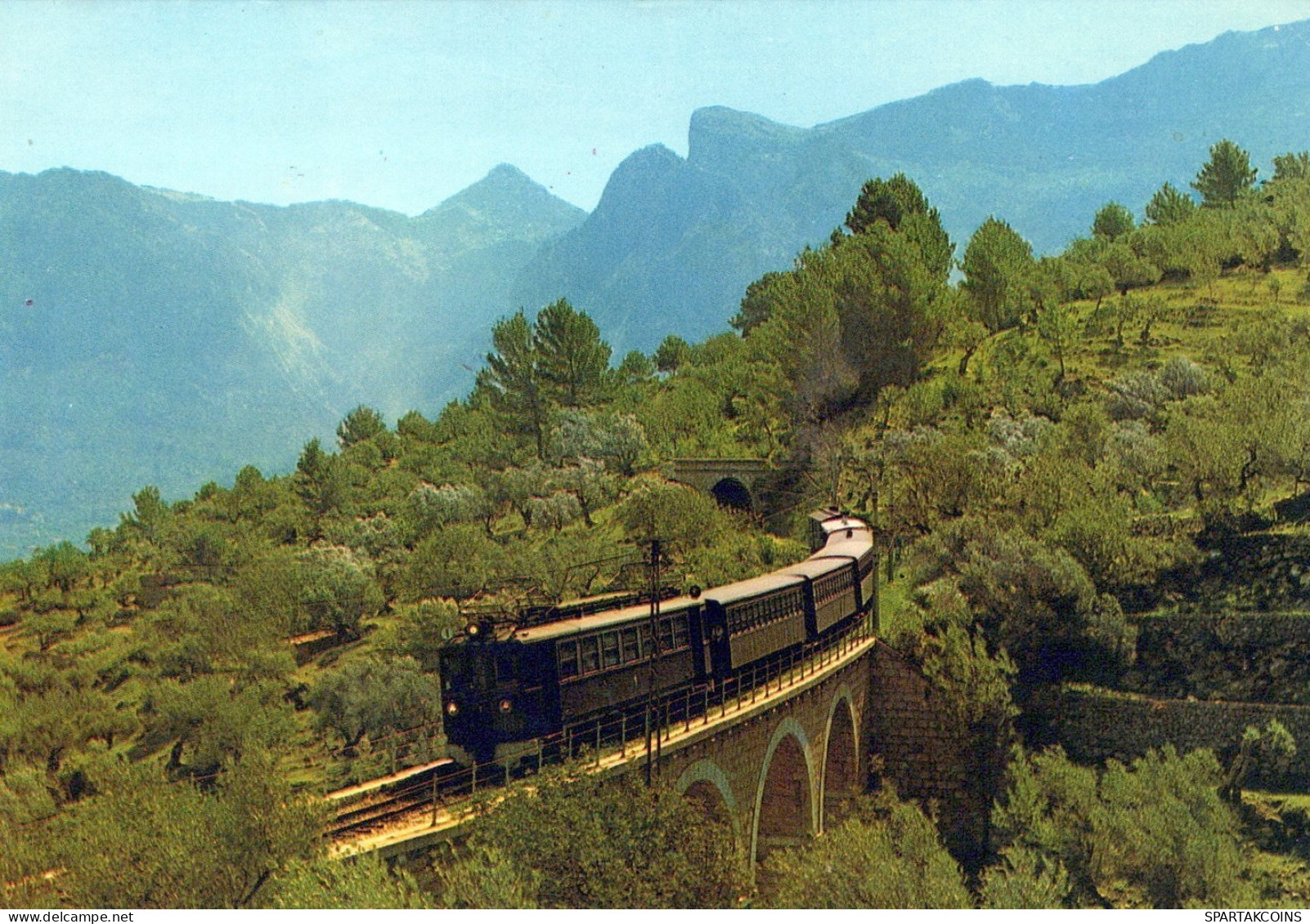 TRAIN RAILWAY Transport Vintage Postcard CPSM #PAA751.GB - Trains