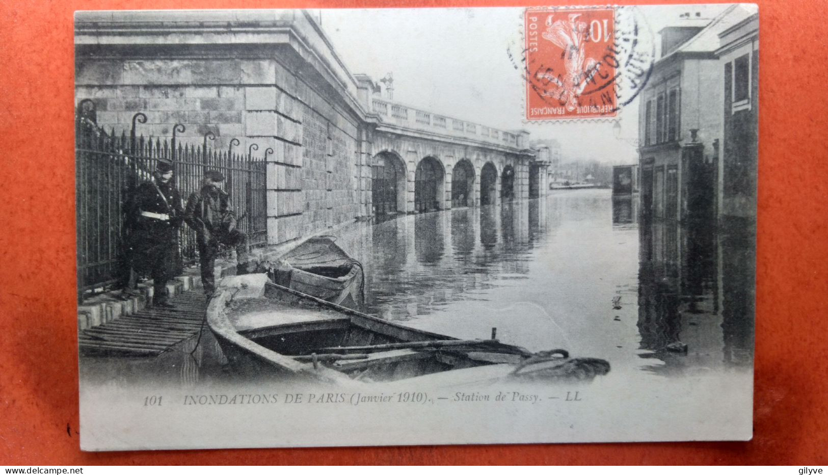 CPA (75) Inondations De Paris.1910. Station De Passy.  (7A.862) - La Crecida Del Sena De 1910