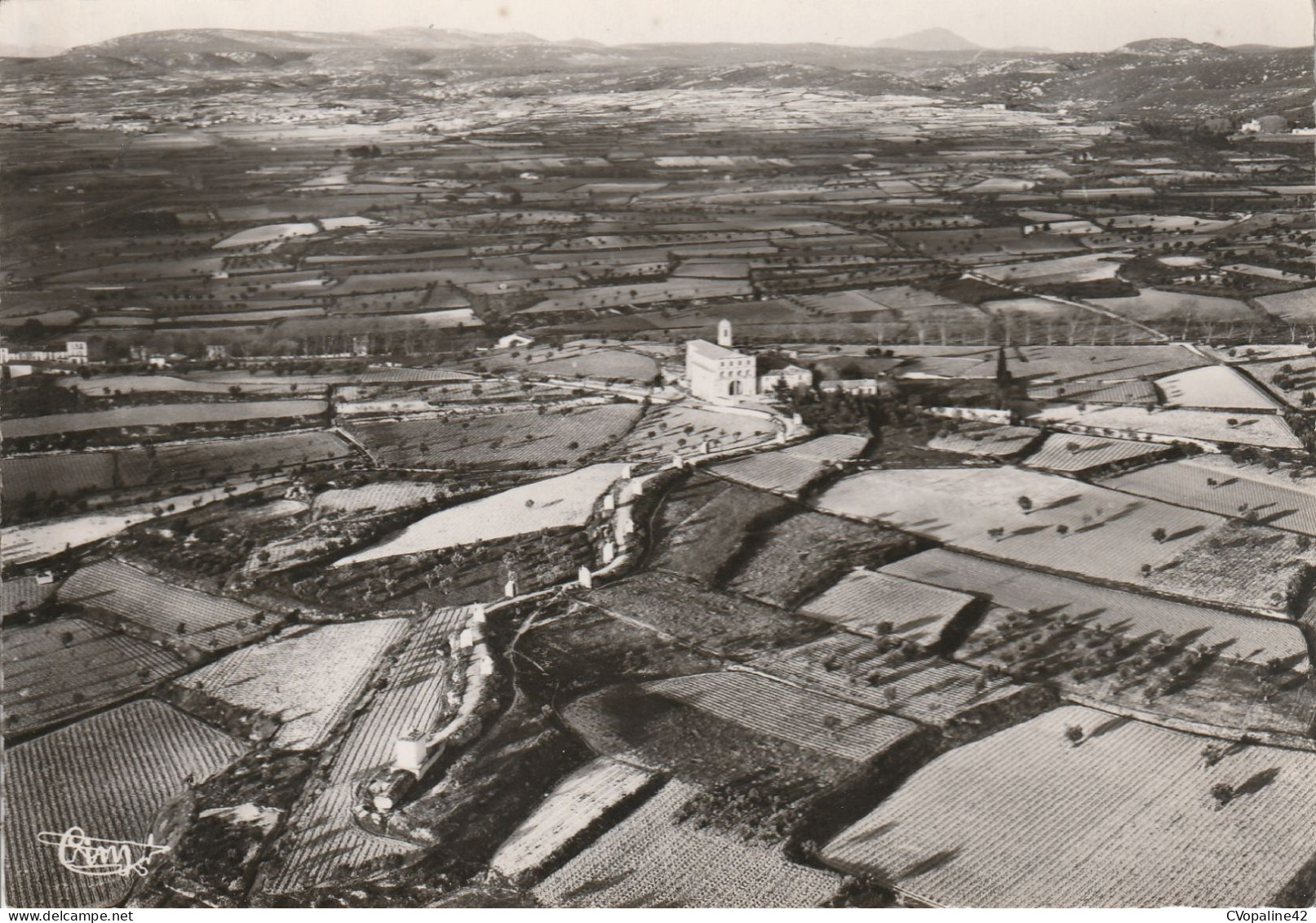 GIGNAC (34) Vue Panoramique Aérienne Sur L'Abbaye De Gignac Et Le Chemin De Croix  CPSM GF - Gignac