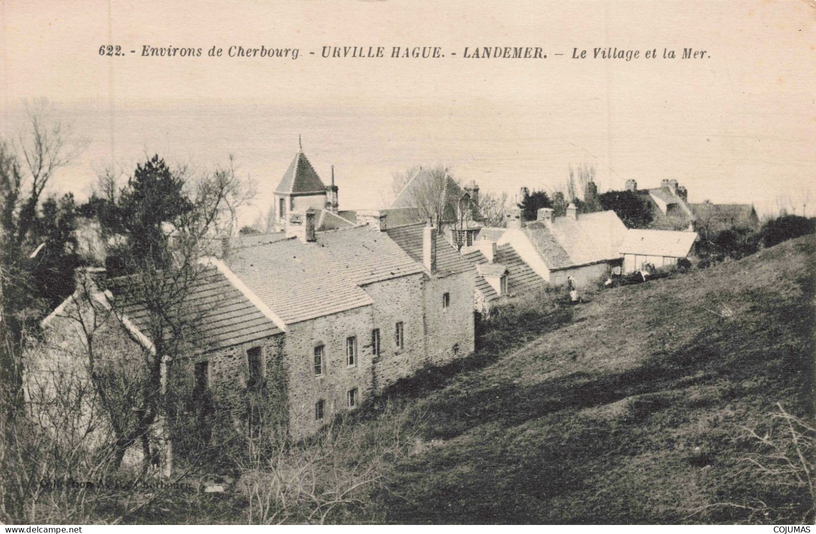 50 - URVILLE HAGUE _S28913_ Environs De Cherbourg - Landemer - Le Village Et La Mer - Autres & Non Classés
