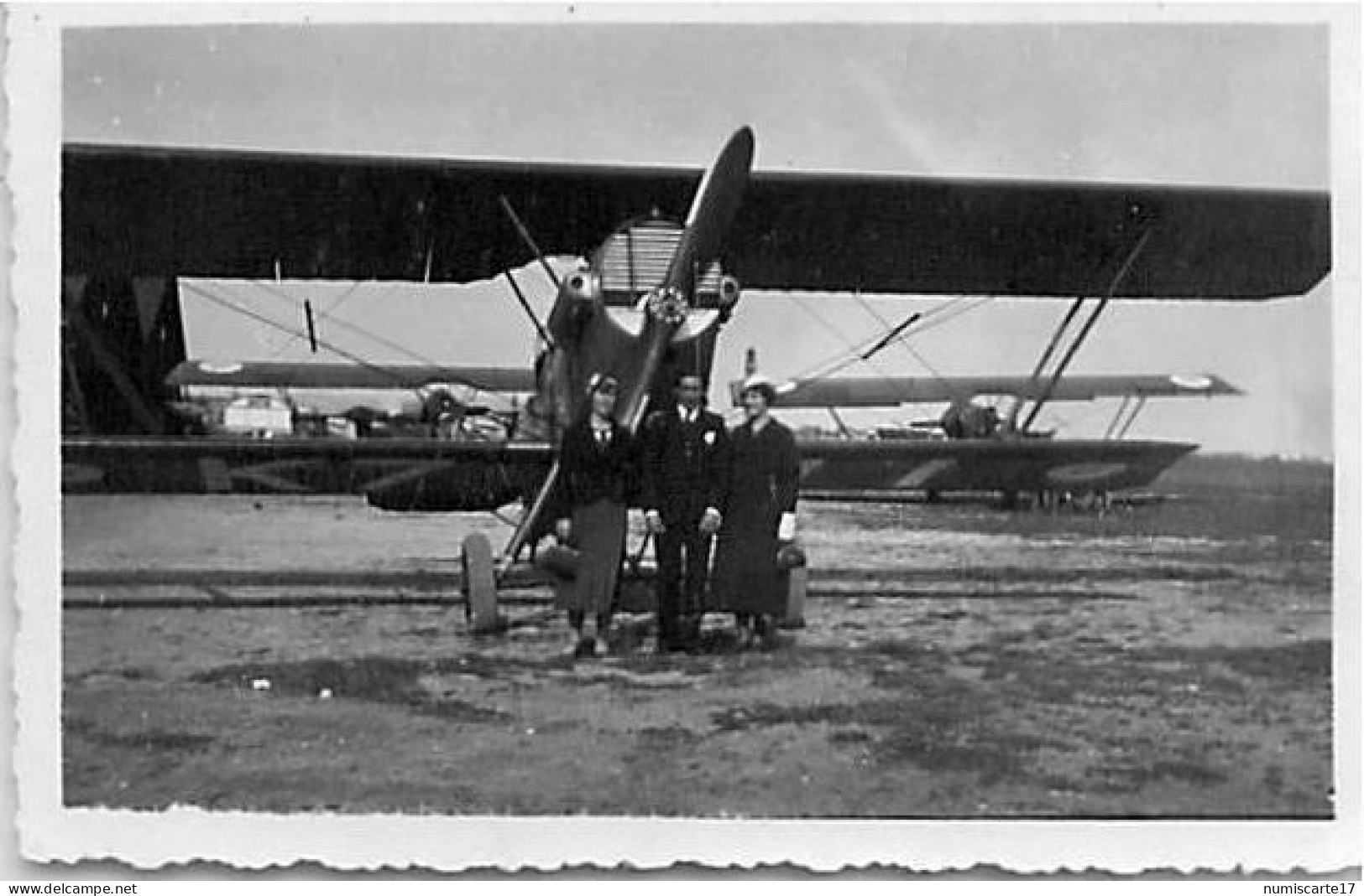 Joseph dit Guy TRIGEAUD 1903-1946, Compagnon de la Libération - 4 photos, avions