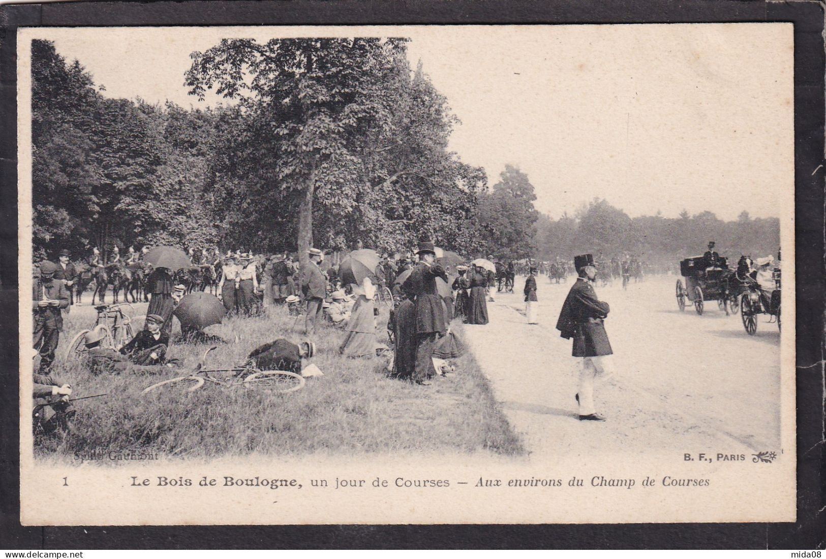 75. PARIS . Le Bois De Boulogne , Un Jour De Courses . Aux Environs Du Champ De Courses . Animée N: 1 - Distrito: 16