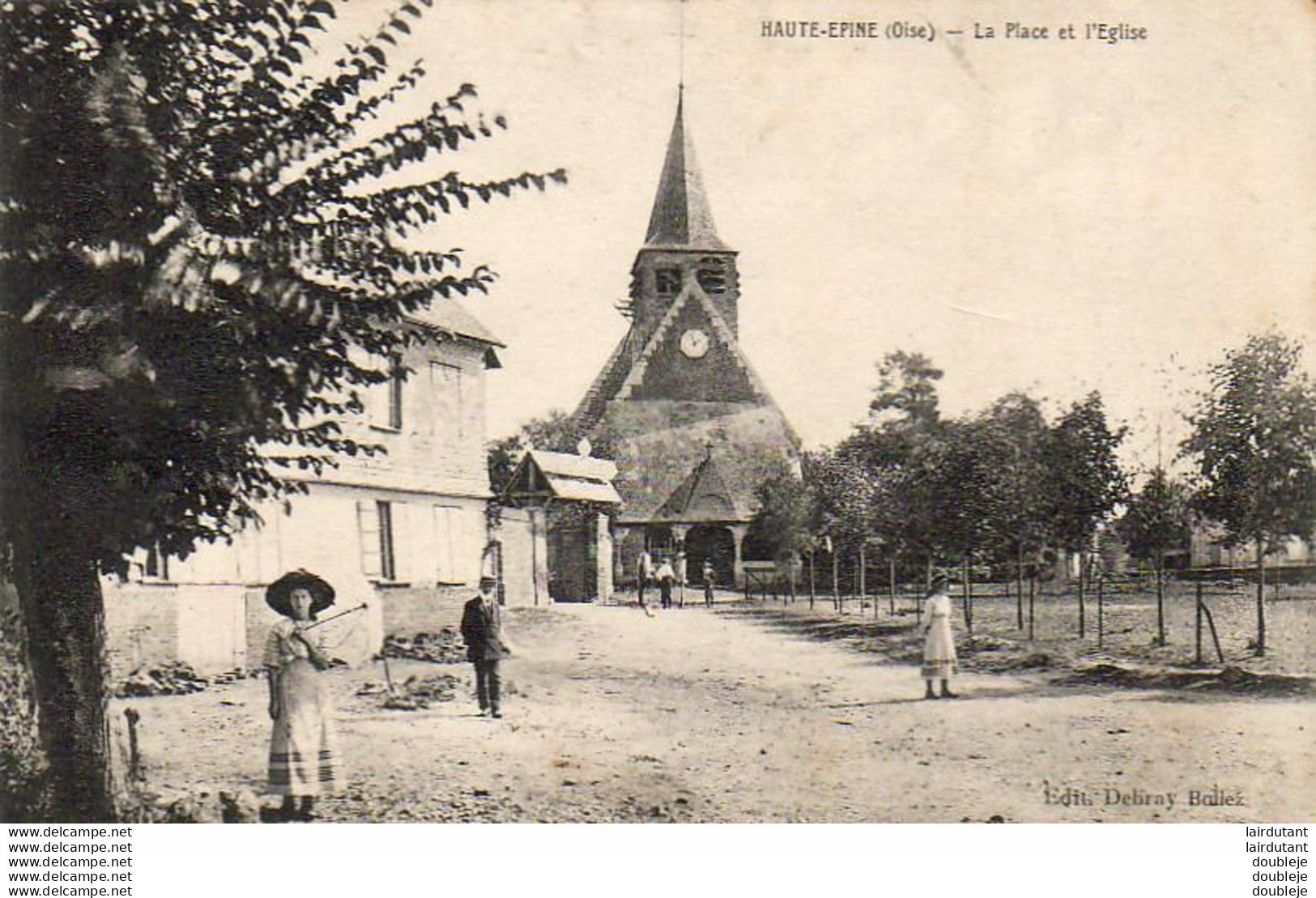 D60  HAUTE ÉPINE  La Place Et L'Église - Sonstige & Ohne Zuordnung